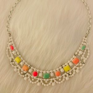 Fun white necklace with neon details